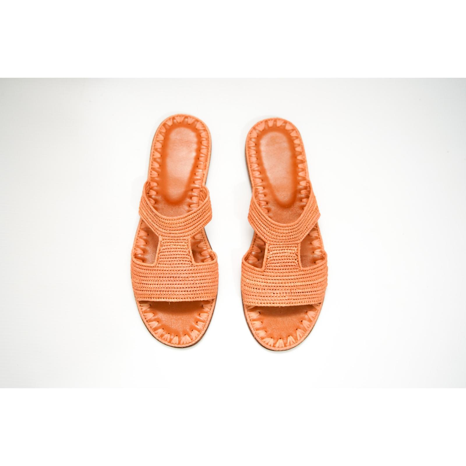 Handgefertigte marokkanische Strohsandalen in Orange