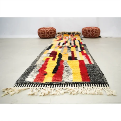 Tapis marocain multicolore en laine à motifs géométriques