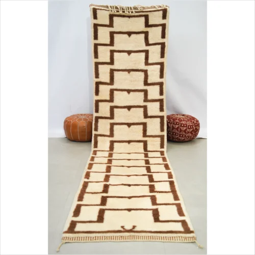 Chemin de table géométrique en laine marocaine beige et marron