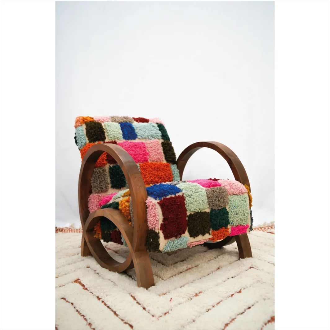 Cadeirão berbere artesanal em patchwork - Design multicolorido vibrante