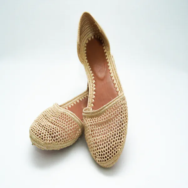 Chaussures en raphia marocain naturel fait à la main